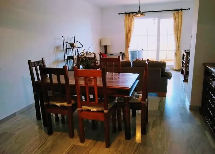 Appartamento Modern Close To Cabopino & Harbour