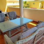Lägenhet Modern Close To Cabopino & Harbour Marbella