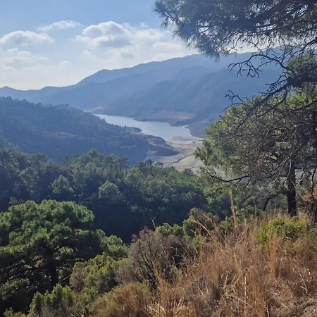 Апартаменти Modern Close To Cabopino & Harbour