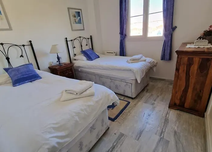 Modern Close To Cabopino & Harbour Apartment Marbella