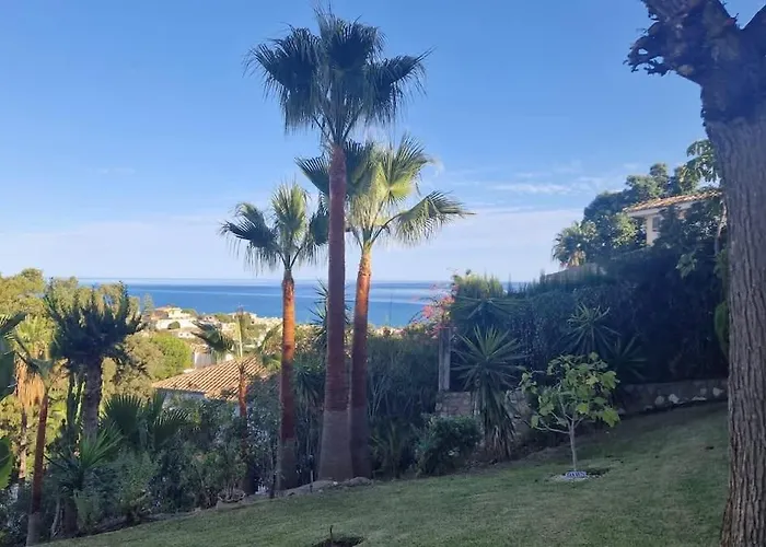Modern Close To Cabopino & Harbour Apartament